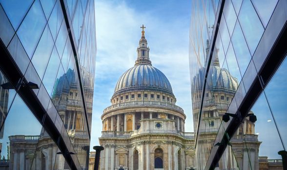 St. Paul's Cathedral in Central London, England, UK.