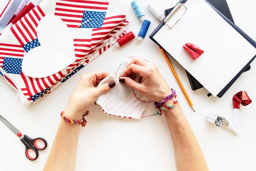 USA Independence Day DIY craft. DIY 4th of July step by step needle holder craft. Step 6 - sewing together two hearts, leaving a small place for turning out