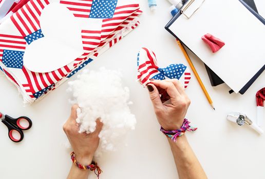 USA Independence Day DIY craft. DIY 4th of July step by step needle holder craft. Step 8 - stuffing the cushion with holofiber filling