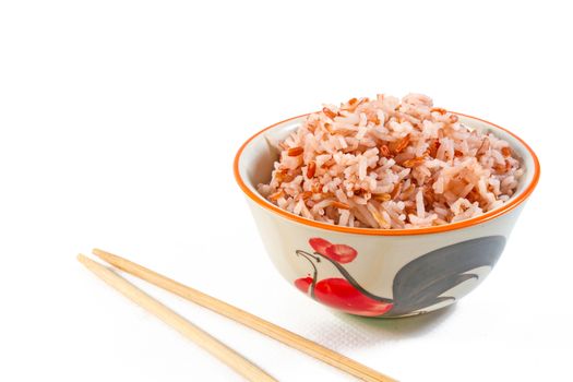 Mixed white and red coarse rice