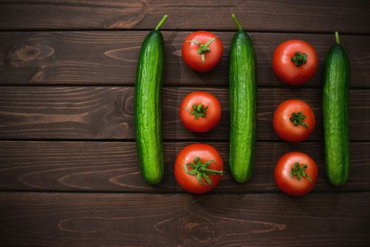 Tomatoes and cucumbers, the best traditional vegetables with low caloric content for ease and health of your organism.