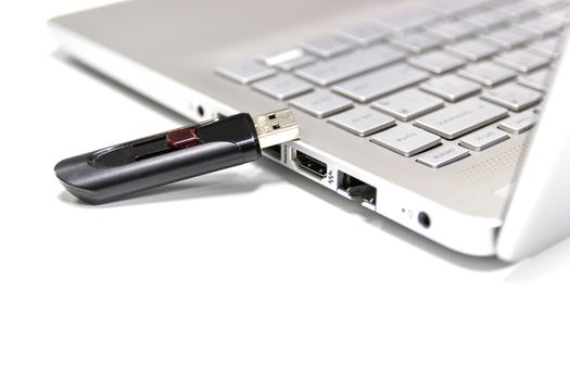 flash drive with laptop computer for conncet to USB port plug-in Laptop for transfer and backup business 
