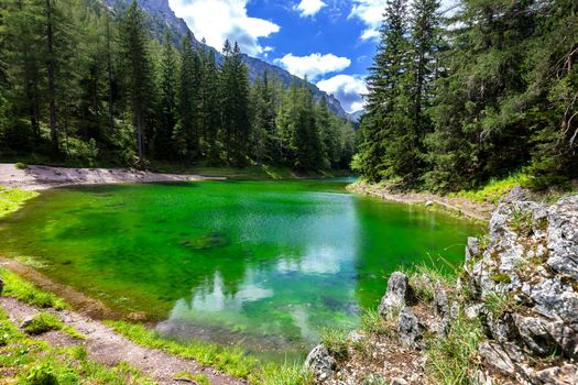 Gruner See - Beautiful green lake with crystal clear water