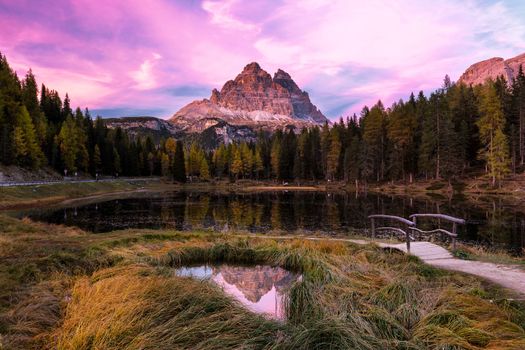 Lake Antorno, Three Peaks of Lavaredo, Lake Antorno and Tre Cime di Lavaredo, Dolomites, Italy