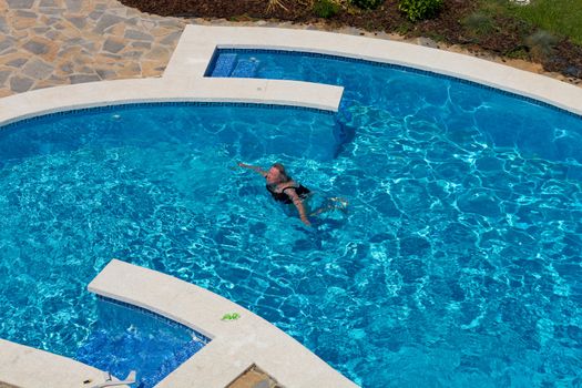 Beautifully landscaped swimming pool