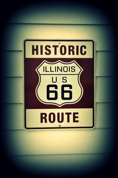 Historic Illinois Route 66 brown sign.