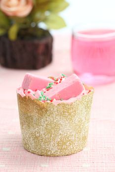 cupcake isolated in white background