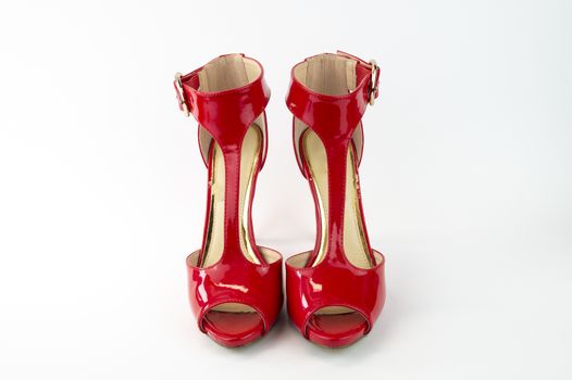 red patent leather sandal for the summer season