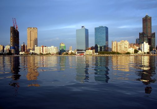 A view of the skyline of Kaohsiung with a beautiful reflection