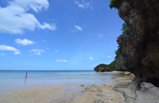 this bay has a wonderful view, with white, clean, sandy beach. By the side of the beach, there are a lot of shells, and coral reefs, Beaches in Chumphon (Thailand)