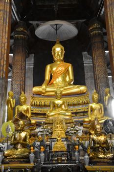 Buddha image in "Wat Yai Suwannaram"