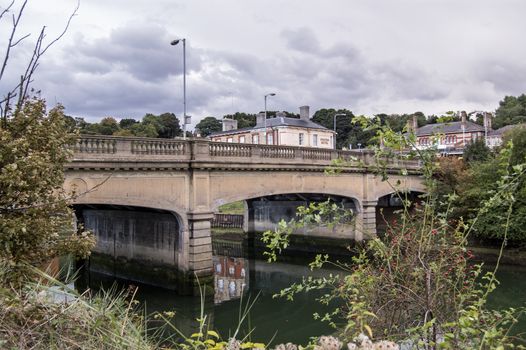 View of the Princes Street Bridge in the Suffolk market town of Ipswich. The bridge crosses the River Orwell and links the town with its railway station.
