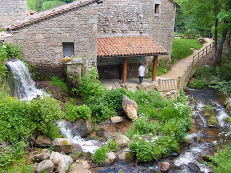 moulin masson,le vizezy,saint bonnet le coureau,loire,france