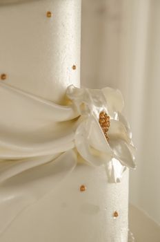 Cake of a wedding, detail of a rose