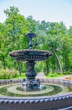 The fountain in Marinskij Park, in Kiev