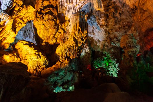 Thien Cung Cave, Halong Bay, Vietnam