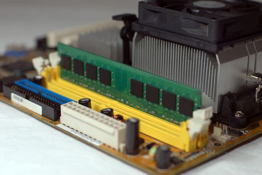 Computer mainboard hardware and installation memory