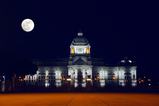 The Throne Hall in Bangkok with super moon / full moon