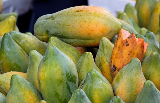 A market in Taiwan sells fresh locally grown papayas