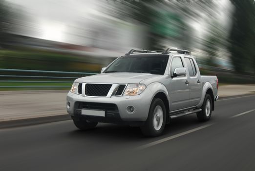 pick up photographed driving fast