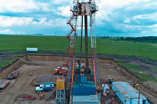 Drilling rig for oil well drilling. Equipment for drilling an oil and gas well.