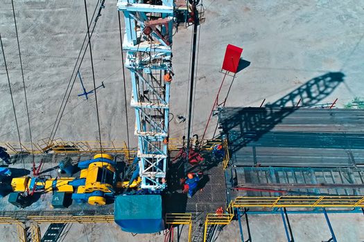 Drilling rig for oil well drilling. Equipment for drilling an oil and gas well.