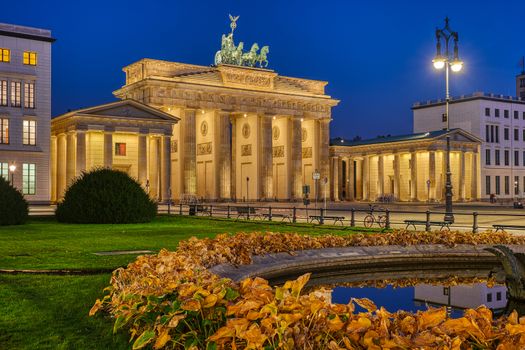 Night view of the famous Brandenburg Gate in Berlin, Germany