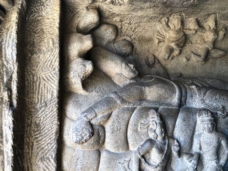 Bas relief sculptures found in the cave temples and it comprised of the group of monuments at Mahabalipuram
