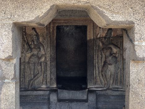 Bas relief sculptures found in the cave temples and it comprised of the group of monuments at Mahabalipuram