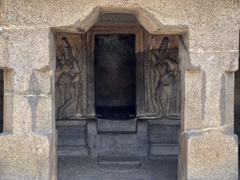 Bas relief sculptures found in the cave temples and it comprised of the group of monuments at Mahabalipuram