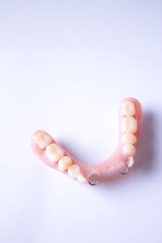 Oral prosthesis for the elderly