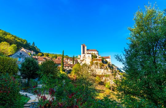 This magnificent medieval village located in the Lot department in the Occitanie region is part of the list of the most beautiful villages in France.