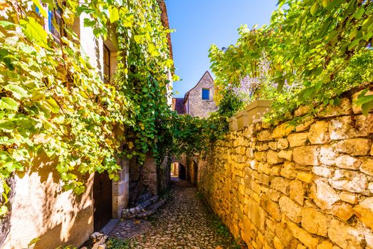 This magnificent medieval village located in the Lot department in the Occitanie region is part of the list of the most beautiful villages in France.