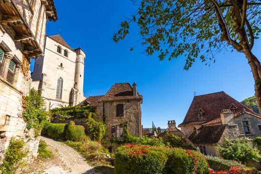 This magnificent medieval village located in the Lot department in the Occitanie region is part of the list of the most beautiful villages in France.