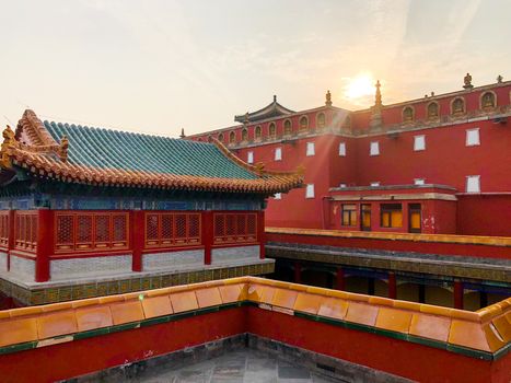 The Putuo Zongcheng Buddhist Temple, one of the Eight Outer Temples of Chengde, built between 1767 and 1771 and modeled after the Potala Palace of Tibet. Chengde Mountain Resort. China