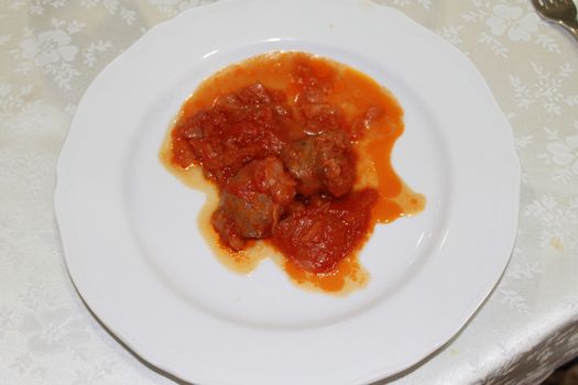 liver with tomato sauce