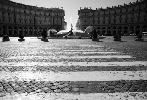 Republic Square (formerly Esedra Square). Perspective of the Fountain of the Naiads and, in the background, the beginning of Via Nazionale.