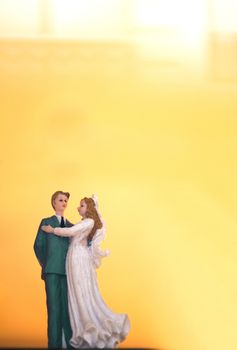 Generic figure of bride and groom for the wedding cake. No people