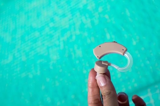 Hearing aid for people with hearing impairment