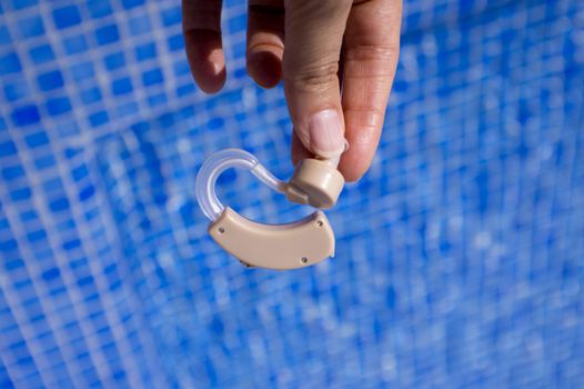 Hearing aid for people with hearing impairment