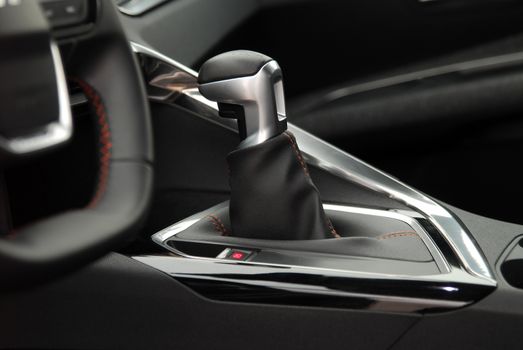 maual shift lever in the passenger car