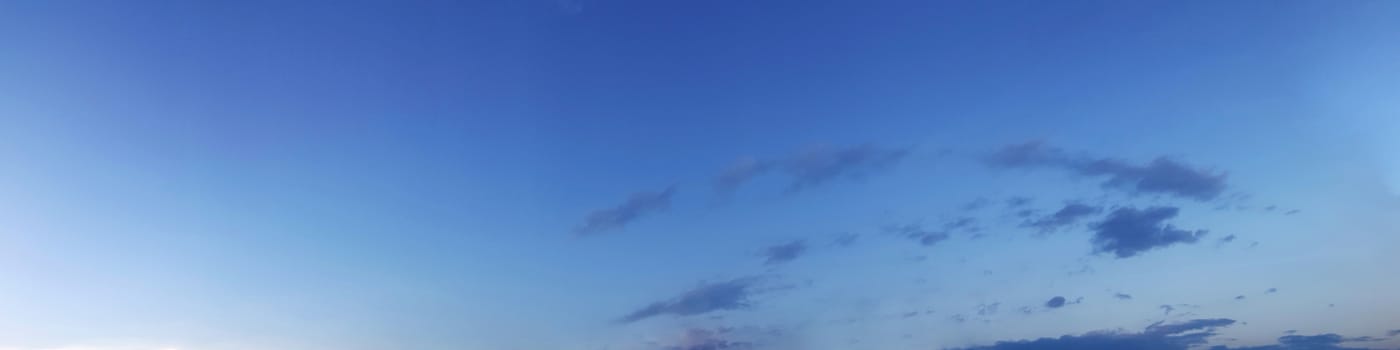 Panorama sky with cloud on a sunny day. Beautiful cirrus cloud.