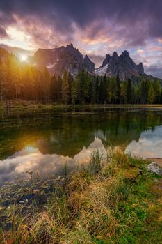 Lake Antorno (Lago di Antorno) located in Dolomites area, Belluno Province, Italy. Lake Antorno, Three Peaks of Lavaredo, Lake Antorno and Tre Cime di Lavaredo, Dolomites, Italy.