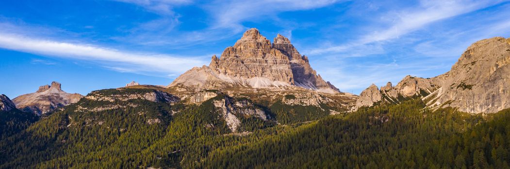 Aerial drone view of Lake Antorno (Lago di Antorno) located in Dolomites area, Belluno Province, Italy. Lake Antorno, Three Peaks of Lavaredo, Lake Antorno and Tre Cime di Lavaredo, Dolomites, Italy.