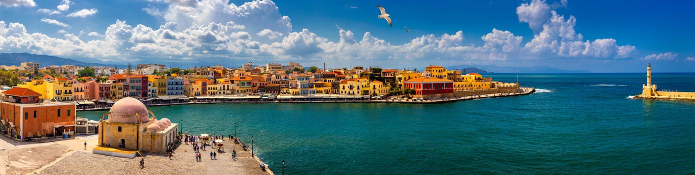 Mosque in the old Venetian harbor of Chania town on Crete island, Greece. Old mosque in Chania. Janissaries or Kioutsouk Hassan Mosque in Chania Crete. Turkish mosque in Chania bay. Crete, Greece.