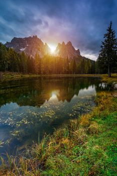 Lake Antorno (Lago di Antorno) located in Dolomites area, Belluno Province, Italy. Lake Antorno, Three Peaks of Lavaredo, Lake Antorno and Tre Cime di Lavaredo, Dolomites, Italy.