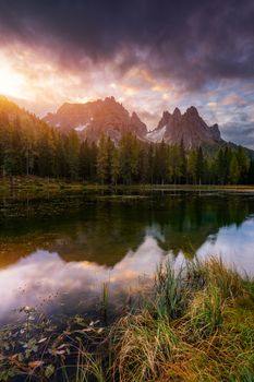 Lake Antorno (Lago di Antorno) located in Dolomites area, Belluno Province, Italy. Lake Antorno, Three Peaks of Lavaredo, Lake Antorno and Tre Cime di Lavaredo, Dolomites, Italy.