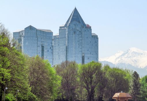 ALMATY, KAZAKHSTAN - APRIL 26, 2017: Business Center Nurly Tau from the park of the first President. Construction company - Basis A.

Almaty, Kazakhstan - April 26, 2017: Business Center Nurly Tau from the park of the first President. Construction company - Basis A.