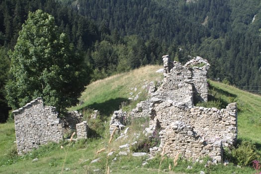 Ruins of shepherds' houses
