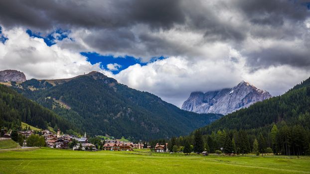 Great view of the National Park Dolomites (Dolomiti), famous location, Tyrol, Alp, Italy, Europe. Dramatic and picturesque scene. Beauty world.